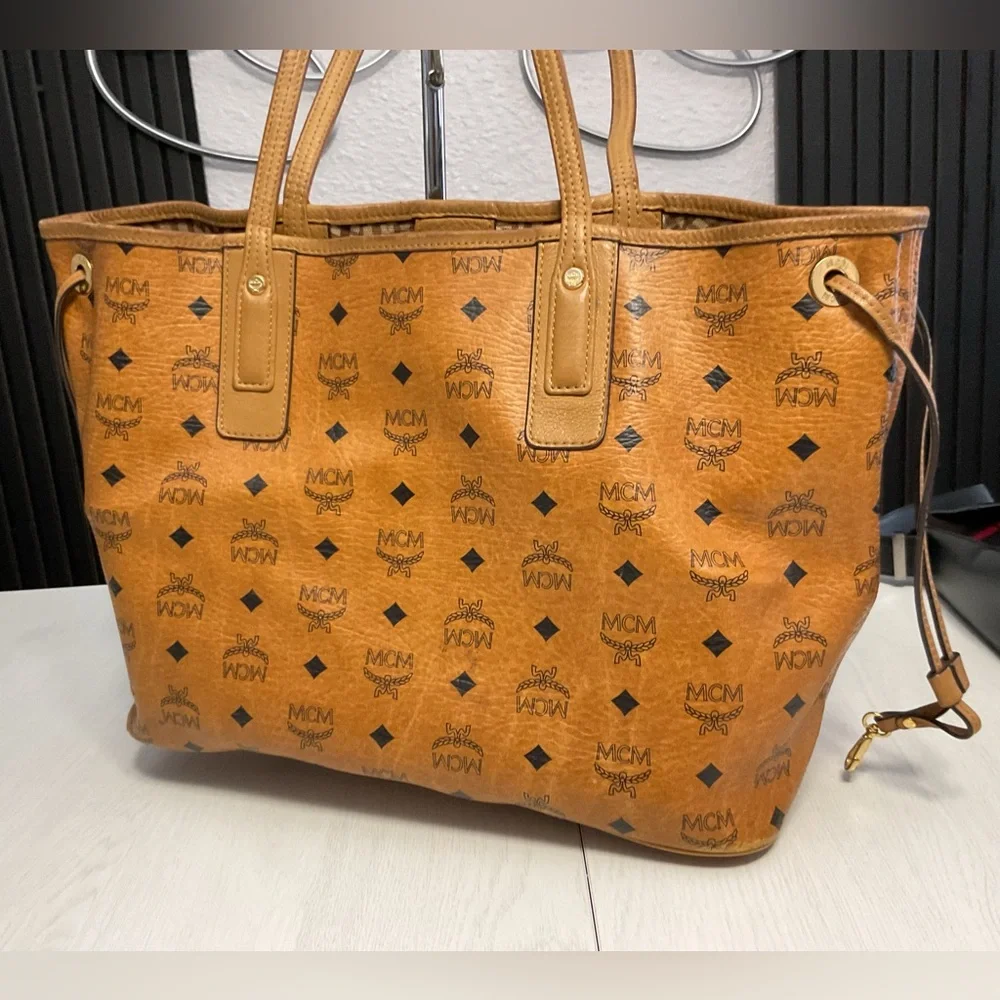 MCM Cognac Visetos Tote Bag - Picture 3 of 16